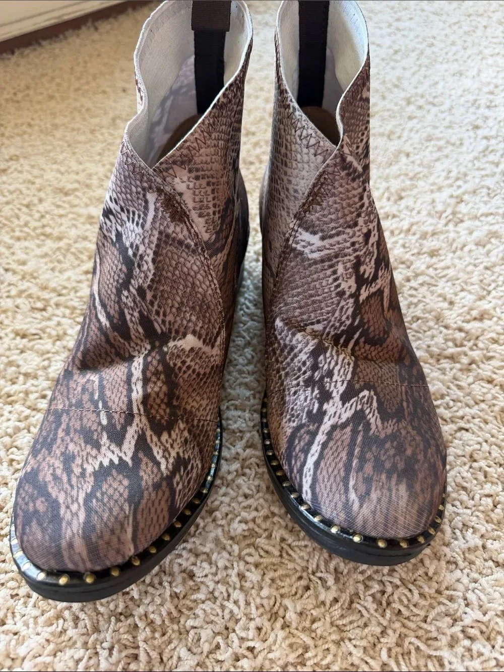 Pierre Dumas snake print